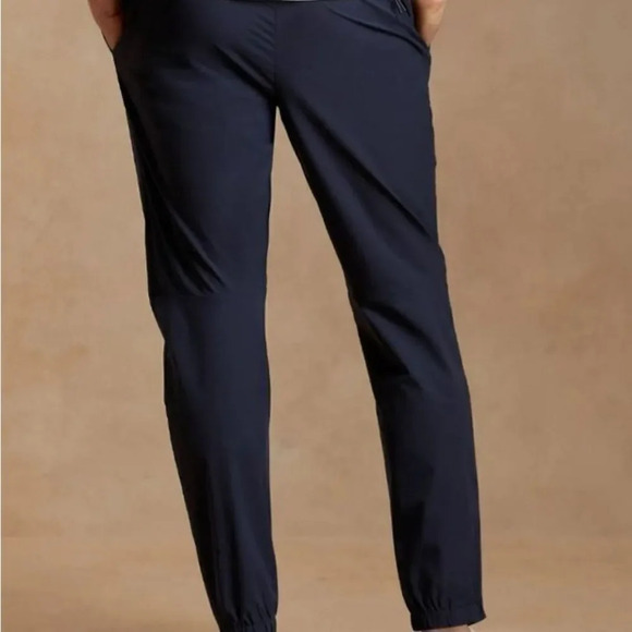 Banana Republic Motion Tech Hybrid Pant True Black size 38 - Picture 2 of 9